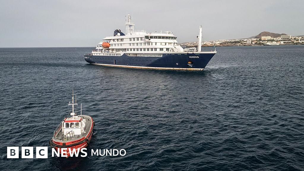 "Una obligación moral y legal": por qué España aceptó recibir el crucero en emergencia por el hantavirus