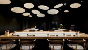 Uno de los mejores japoneses de España está en Valencia, tiene una estrella Michelin y es sólo para 10 comensales