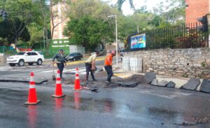 VIDEO: avería de tubería matriz dejó sin agua a diversos sectores de Baruta