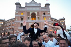 Ventura, vigésima Puerta Grande a pesar de fallar con el rejón de muerte