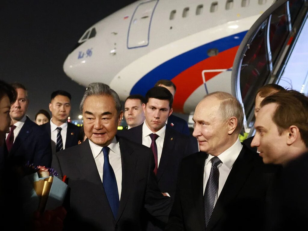 Xi Jinping recibe de nuevo a Putin. De rivales fronterizos a brindar con vodka: la larga marcha entre Moscú y Pekín