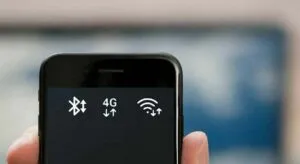 ¿Qué significan las flechas que aparecen en el WiFi del móvil? Cuidado, es información importante