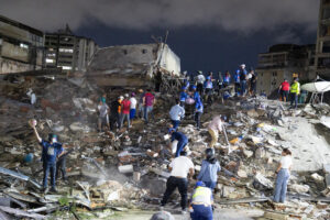 Colombia enviará equipo élite para búsqueda y rescate en Venezuela tras los terremotos
