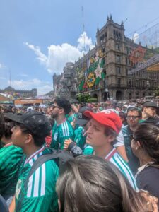 50 mil gargantas en el Zócalo – Efecto Cocuyo