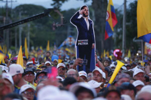 Abelardo De la Espriella e Iván Cepeda cerraron una campaña clave para definir el ganador presidencial