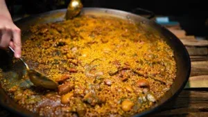 Algunas de las mejores paellas de este país se cocinan en este restaurante de un pueblo… ¡de Segovia!