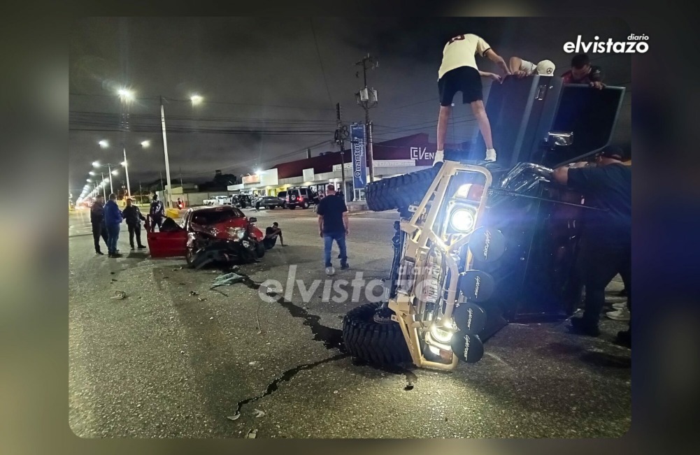 Aparatoso accidente cerca del Centro Comercial Venezuela cobró la vida de un joven de 18 años de edad
