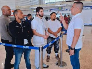Arribaron al país 126 venezolanos procedentes de Estados Unidos