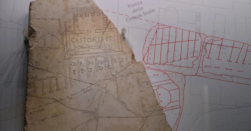 Así era el mayor mapa urbano de la Antigüedad: un mural de mármol de 235 metros cuadrados y 1.186 fragmentos que aún desafía a los arqueólogos 1.800 años después