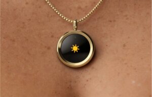 Así es The Gem, el nuevo gadget para saber cuánto tiempo puedes estar al sol que Marcos Llorente no va a comprar