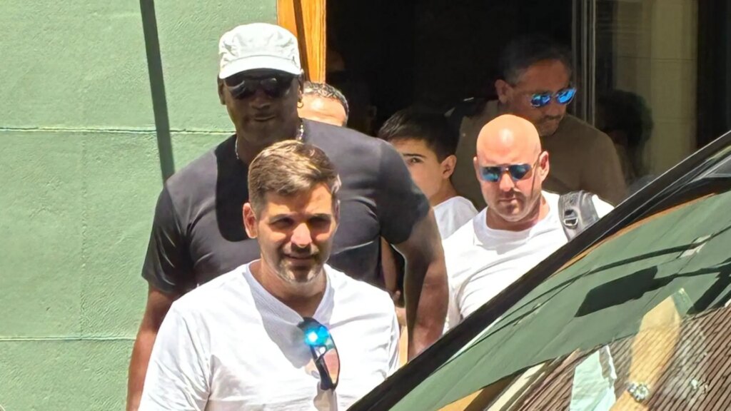 Así es el restaurante en pleno centro de Madrid que recibió la visita de Michael Jordan: especializado en hamburguesas 'gourmet' y un ticket medio de 30 euros