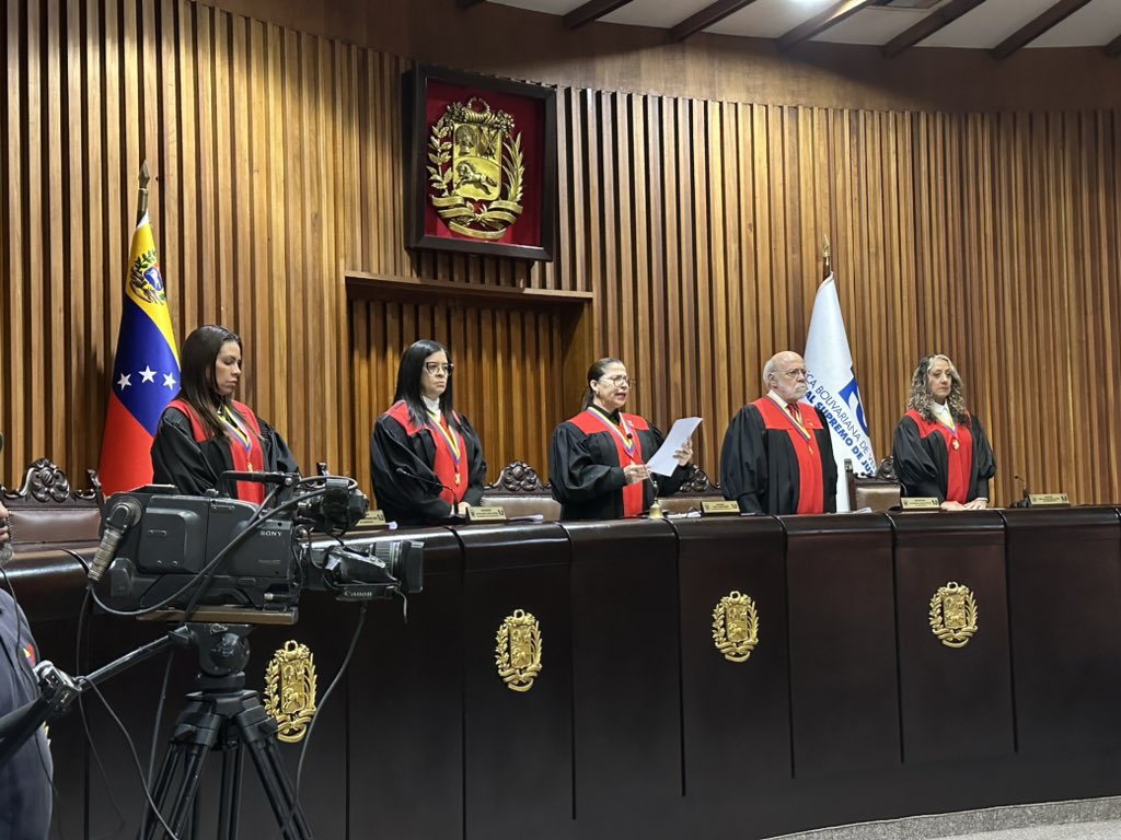 Aspirantes a magistrados quieren brincar del CNE y de la AN al TSJ