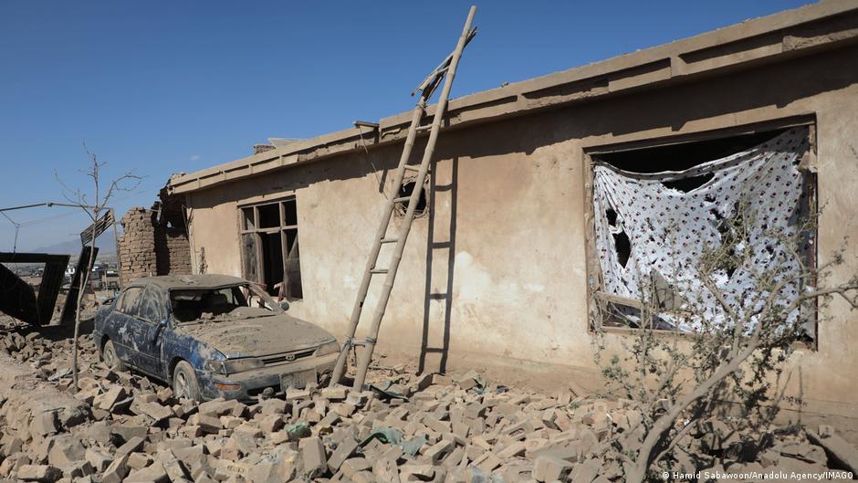 Ataques de Pakistán en Afganistán dejan decenas de muertos