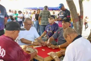 Atienden a Jubilados y pensionados de la Alcaldía de Maracaibo con jornada integral