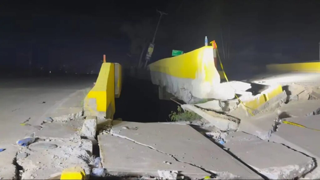 Autoridades realizaron supervisión del puente de Caraballeda