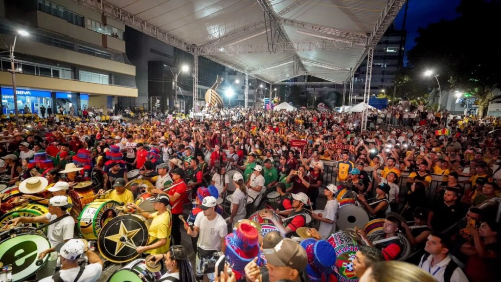 Barras de fútbol se reunieron en Ibagué para fortalecer sus procesos musicales: crónica de un encuentro de murgas