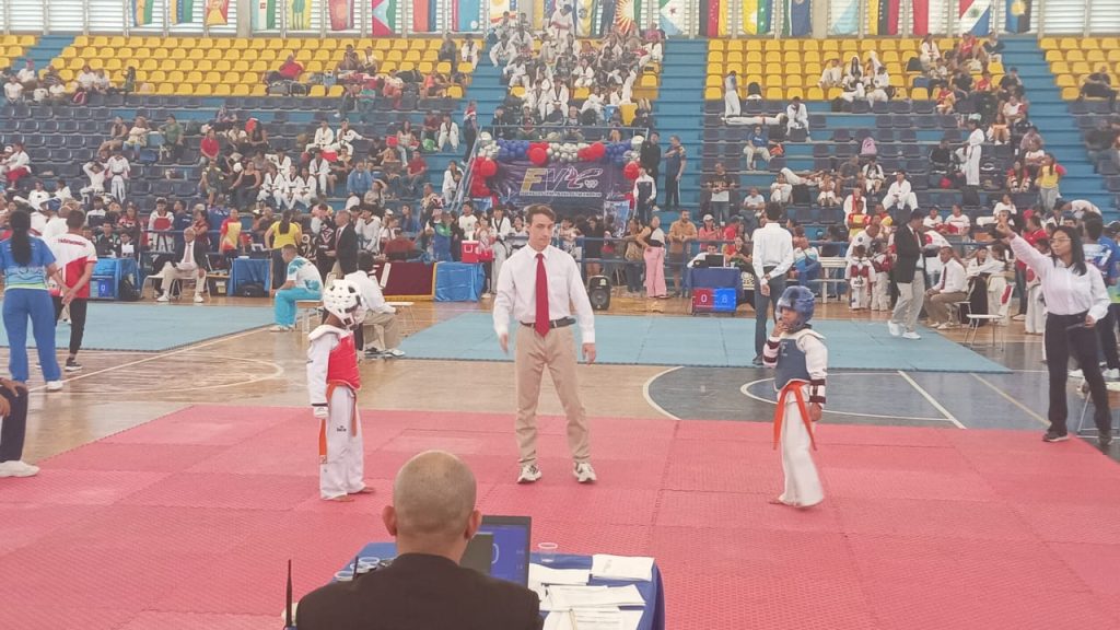 Bolívar destaca en el Nacional Juvenil de Taekwondo