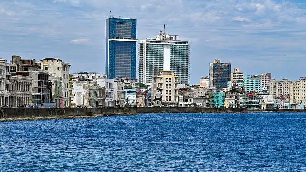 Cadenas hoteleras en Cuba han cesado operaciones en la isla