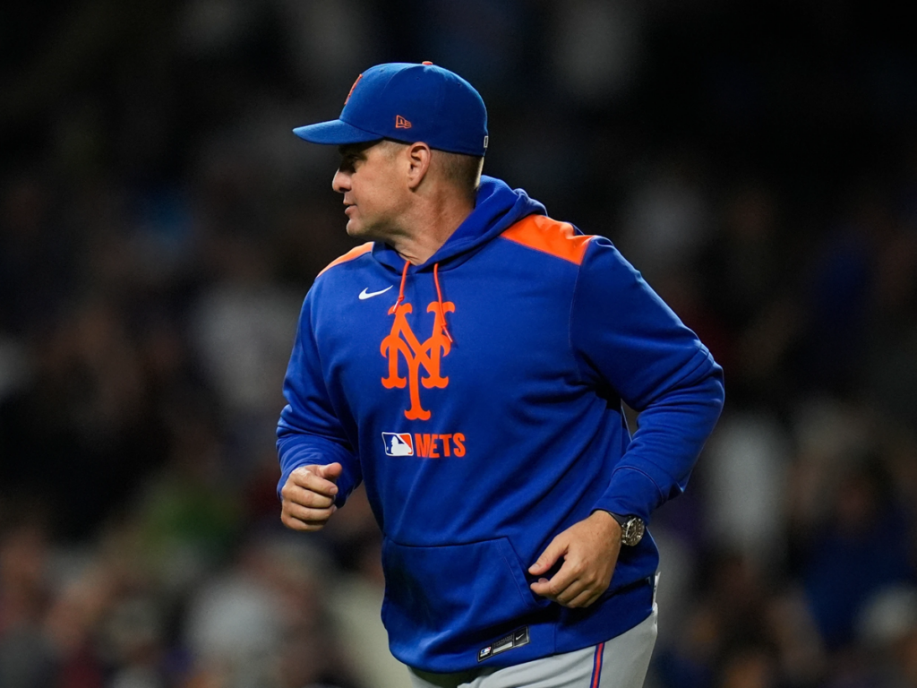 Carlos Mendoza es despedido de los Mets
