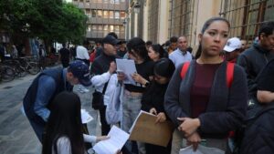Centros de deportación, más de 2 años de detención, sanciones…: las claves del acuerdo que endurece aún más la política migratoria de la UE | elperiodico.com