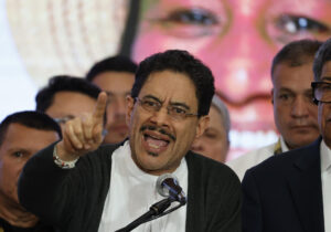 Cepeda acusa al presidente ecuatoriano de «meter mano» en elecciones colombianas – AlbertoNews