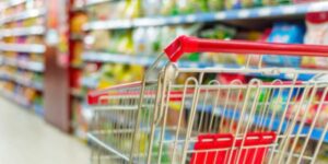 Cesta básica familiar en Venezuela roza los 960 dólares