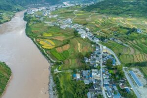 China está desviando sus ríos más caudalosos a miles de kilómetros. El precio a pagar es un enorme misterio medioambiental