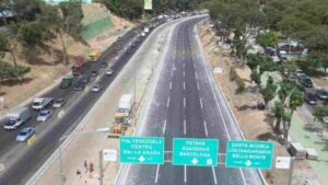 Cierre en la Autopista Valle-Coche de Caracas
