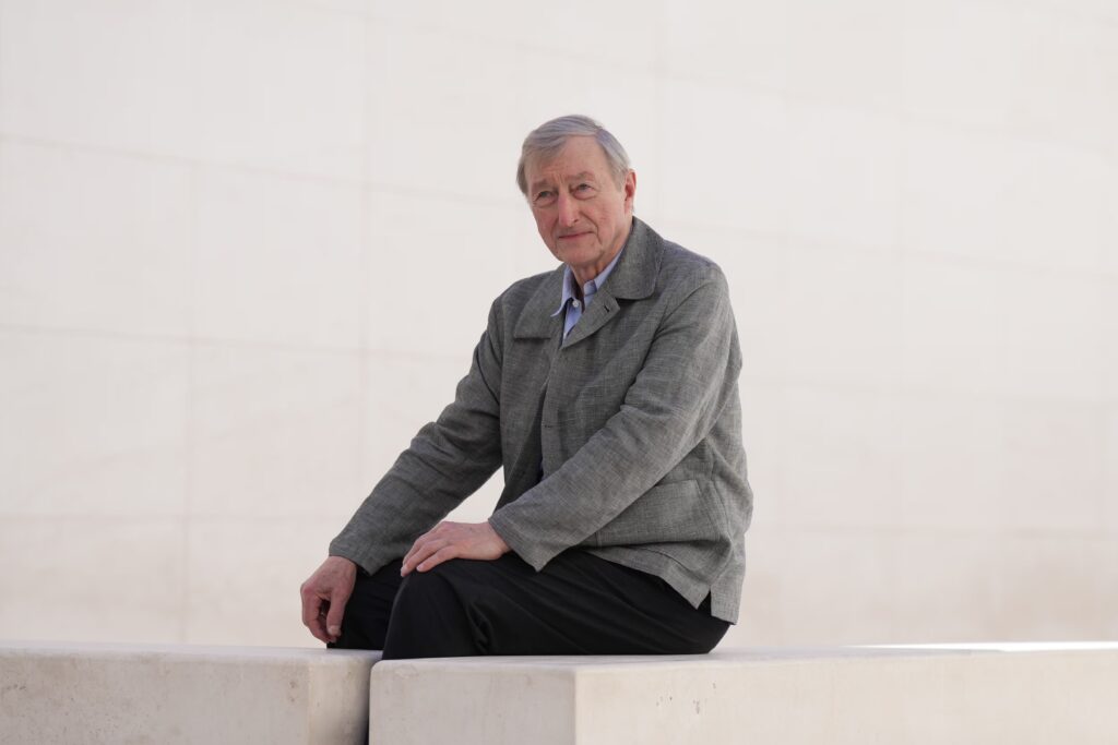 Cinco libros clave de Julian Barnes