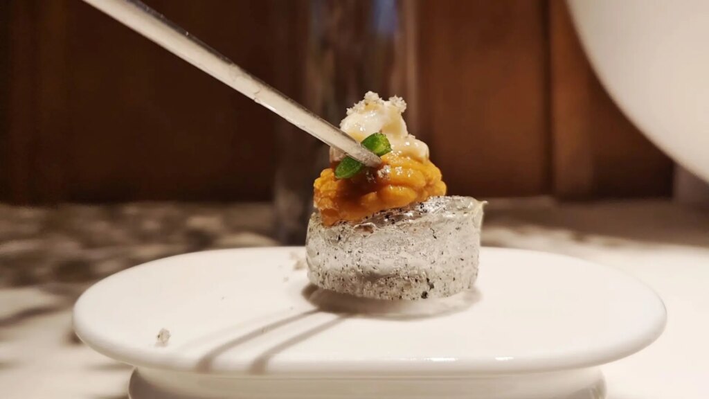 Comer en uno de los mejores restaurantes de Galicia (con dos estrellas) cuesta 200 euros: "Una carta de amor al producto local"