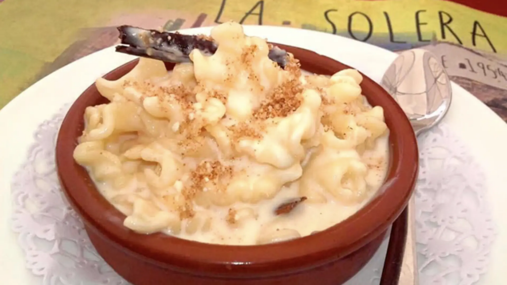 Cómo hacer macarrones de San Juan, un postre típico ibicenco que se consume con motivo de esta festividad