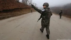 Corea del Sur detiene soldado norcoreano que cruzó frontera