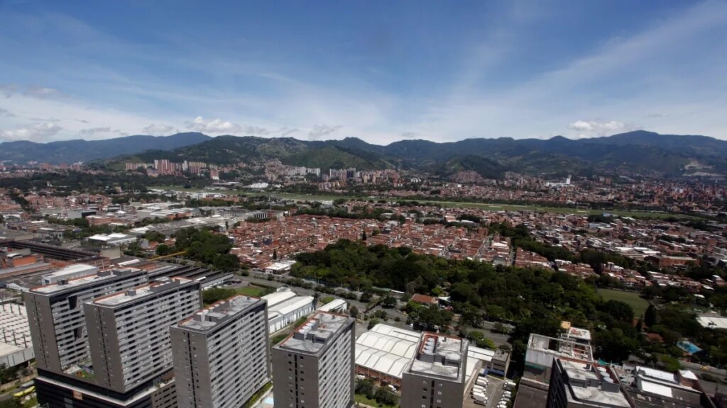 Crisis de vivienda en Medellín: por qué están tan caros los arriendos