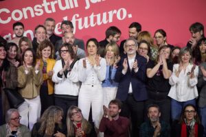 Crisis en Sumar: Dimite una dirigente y desvela una denuncia contra la coordinadora por acoso laboral | europapress.es