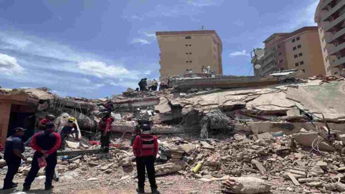 Cuatro fallecidos en Turmero tras colapso de una torre de las Residencias Bosque Lindo