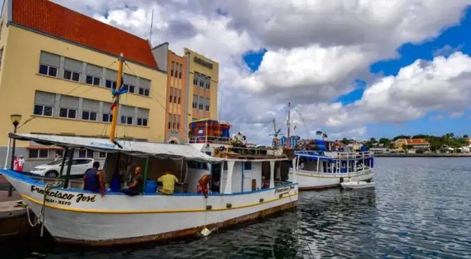 Curazao evalúa eliminar visado a venezolanos para reactivar turismo