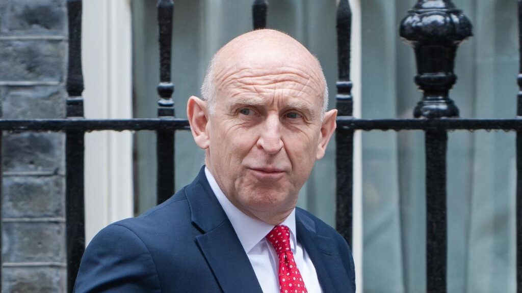 El ministro de Defensa de Reino Unido, John Healey,.