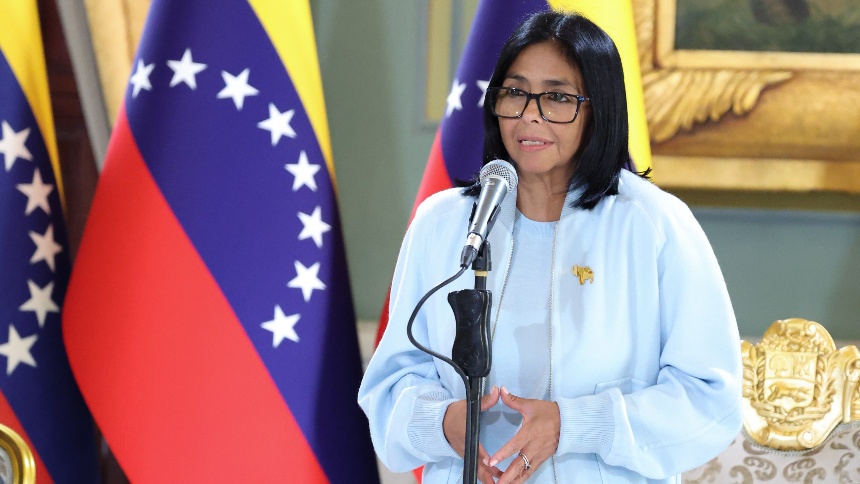 Delcy Rodríguez firmó acuerdo con empresa petrolera: Traerán tecnologías de alto impacto