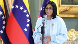 Delcy Rodríguez habla sobre el futuro de la ‘economía comunal y el emprendimiento’