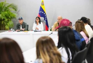 Delcy Rodríguez promete «miles de soluciones habitacionales» a afectados por terremotos – Efecto Cocuyo