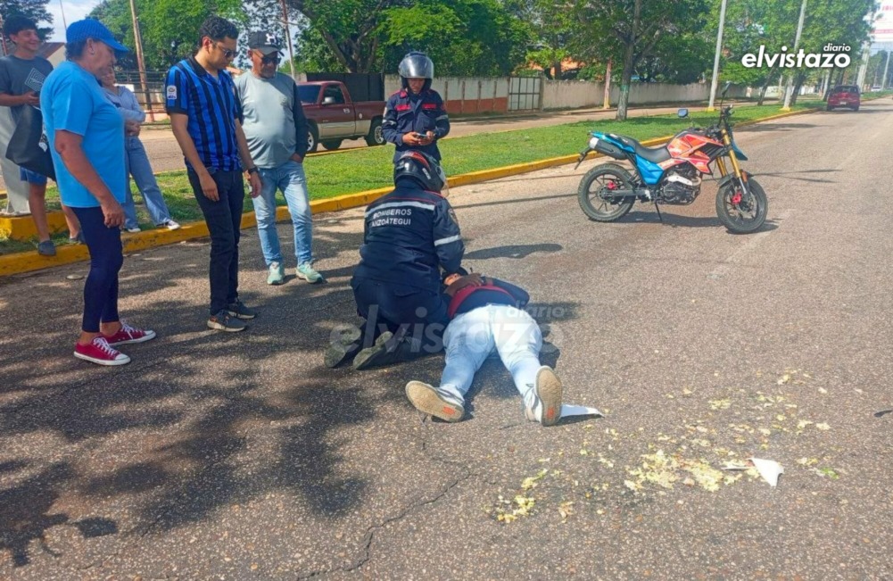 Delivery sufrió fractura en una muñeca tras colisión con Yaris frente a Rahme