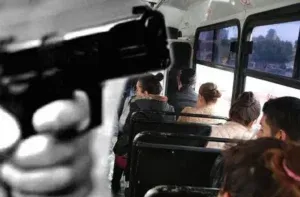 Desarticulada banda dedicada al robo de pasajeras en transporte