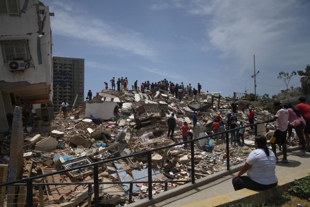 Desplegados 25 equipos de rescatistas en Venezuela de 17 países distintos