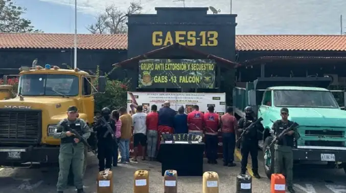 Detienen a 9 personas por irregularidades en venta de gasolina