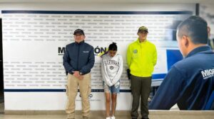 Detuvieron en Colombia a venezolana que tenía circular roja de Interpol, es señalada de llevar las finanzas del Tren de Aragua (Video) – AlbertoNews