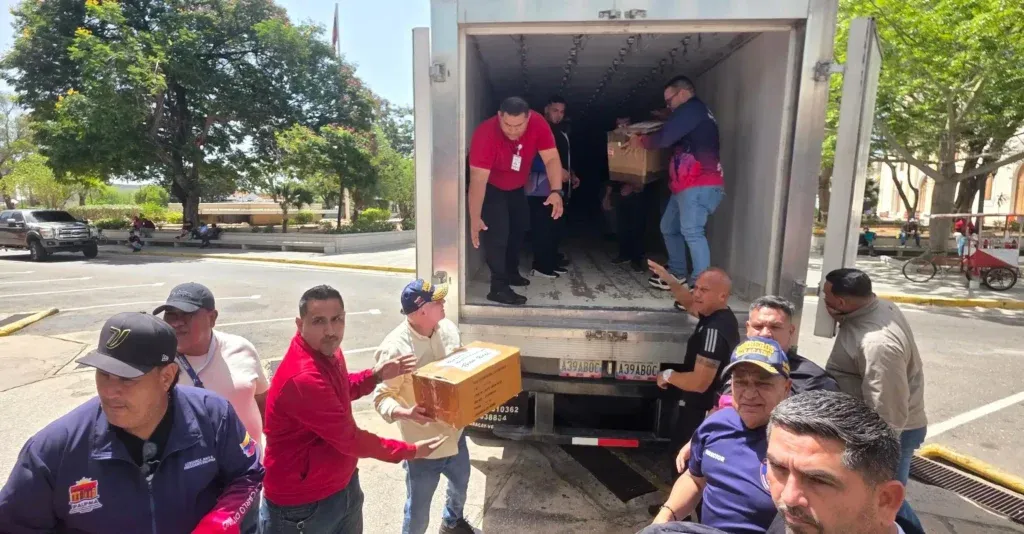 Di Martino lidera envío de ayuda humanitaria estados afectados