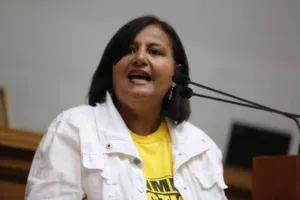 Dinorah Figuera llega a Venezuela con el respaldo de Estados Unidos para trabajar en un nuevo CNE