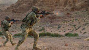 EEUU lanzó nuevos ataques contra Irán y profundiza la escalada militar en Medio Oriente
