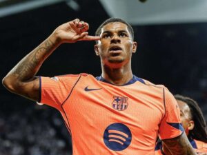 El Barça sigue evaluando contar con Rashford