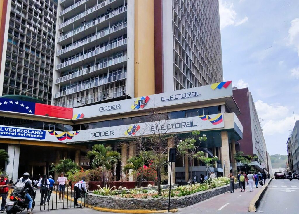 El CNE logró habilitar nueva plataforma, pero sigue sin mostrar lo resultados desglosados de las presidenciales